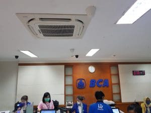 PEMASANGAN AC CASSETTE 5 PK di Bank BCA Surabaya
