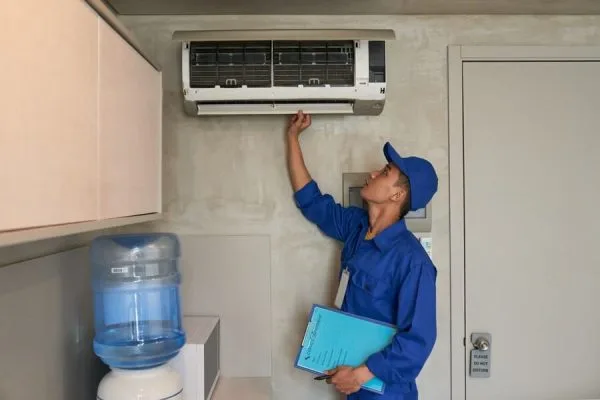 Definisi AC Inverter Serta Pilihan AC yang Sejuk dan Hemat Listrik 5 Memeriksa Kondisi AC