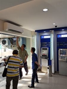Pemasangan AC di Surabaya