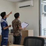 Pindah Kantor, AC Lama Ikut Dipindah atau Beli Baru? Jangan Putuskan Sebelum Cek Ini! Bongkar pasang AC